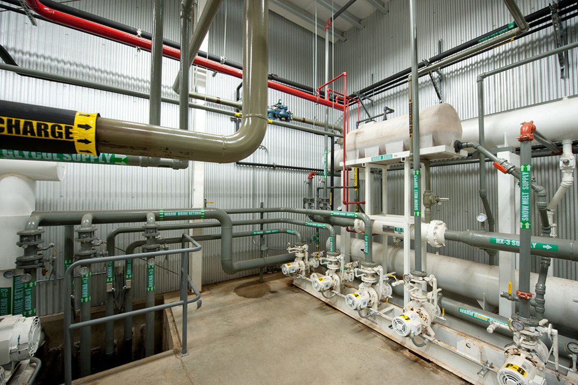 Process piping system in commercial facility